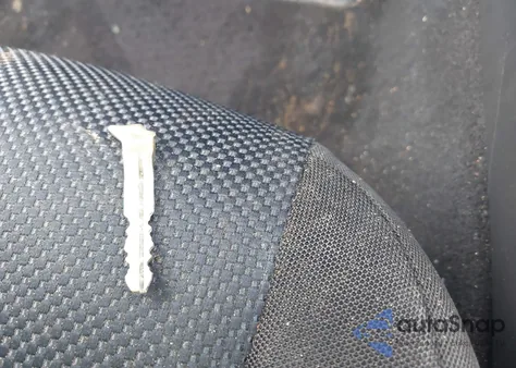 2006 Scion Tc z USA, uszkodzony, nr VIN JTKDE177960112759